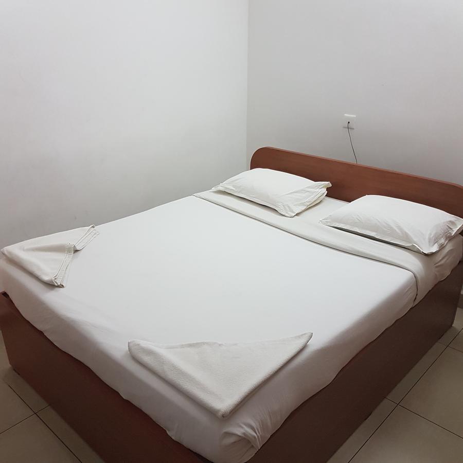 ホテル Surag Residency Tiruchirappalli エクステリア 写真